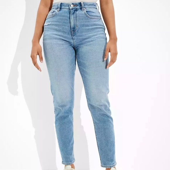 American Eagle Curvy Stretch Mom Jean - Picture 4 of 4